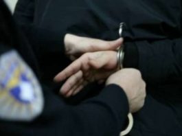 Arrestohen 5 persona të dyshuar për grabitje me armë në Deçan