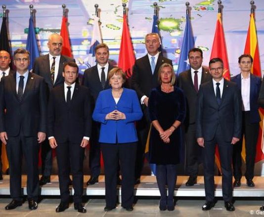 Dialogu Kosovë-Serbi nën dritën e takimit në Berlin