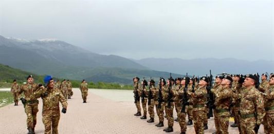 Nderrimi i komandes se MNBG-W dhe te kontingjentit italian ne Kosove