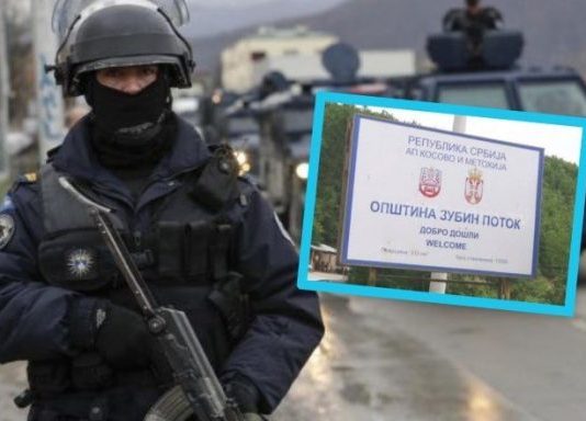 Policia largon tabelën me mbishkrimin ‘Republika e Serbisë’ në Zubin Potok