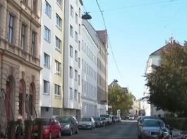 Kosovari mbyt gruan me shkop në Austri, shkak xhelozia